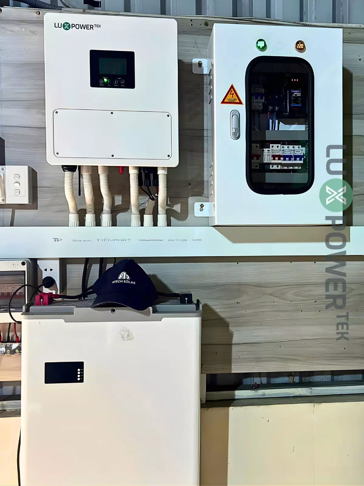 biến tần luxpower sna 6.5kw pro biến tần luxpower sna 6.5kw pro