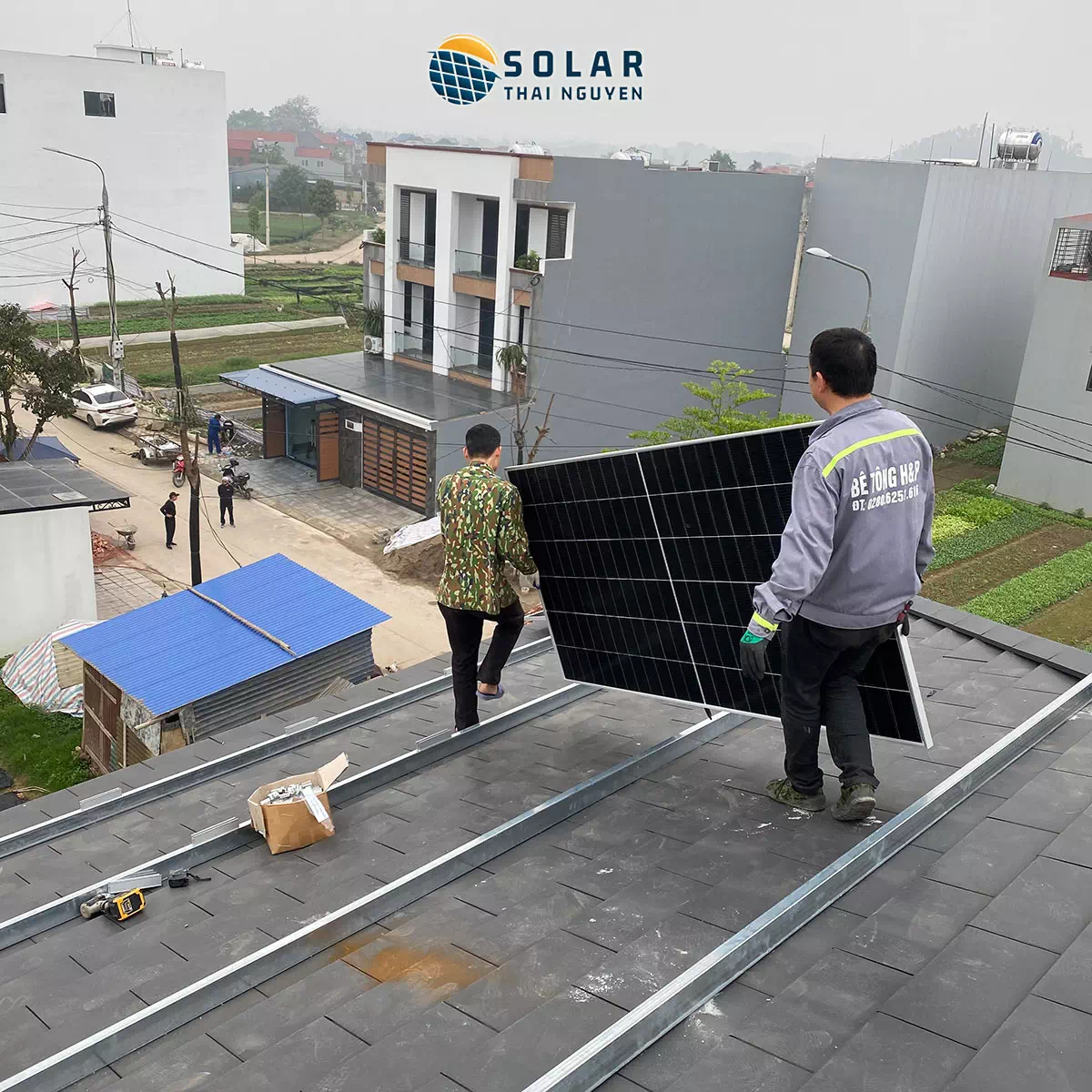 lắp điện mặt trời mái ngói lắp điện mặt trời mái ngói